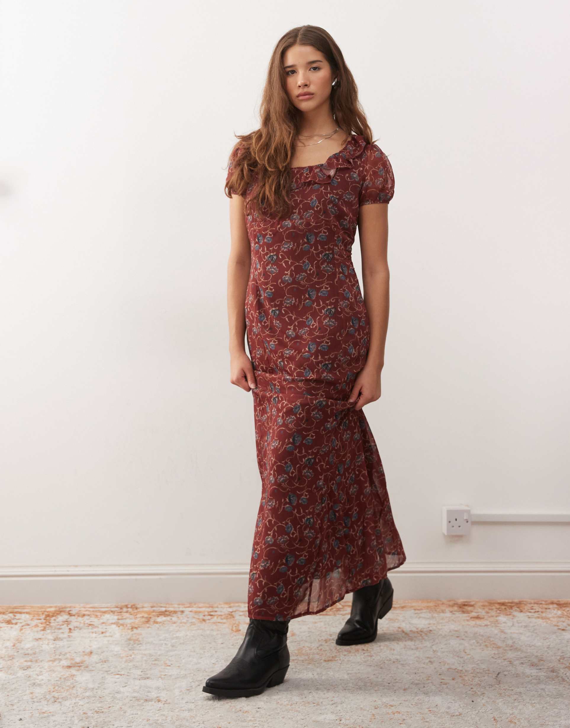 reclaimed vintage maxi tea dress with puff sleeve and frill collar in burgundy red floral print