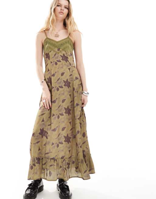 Reclaimed Vintage – Maxi-Trägerkleid aus gemustertem Satin