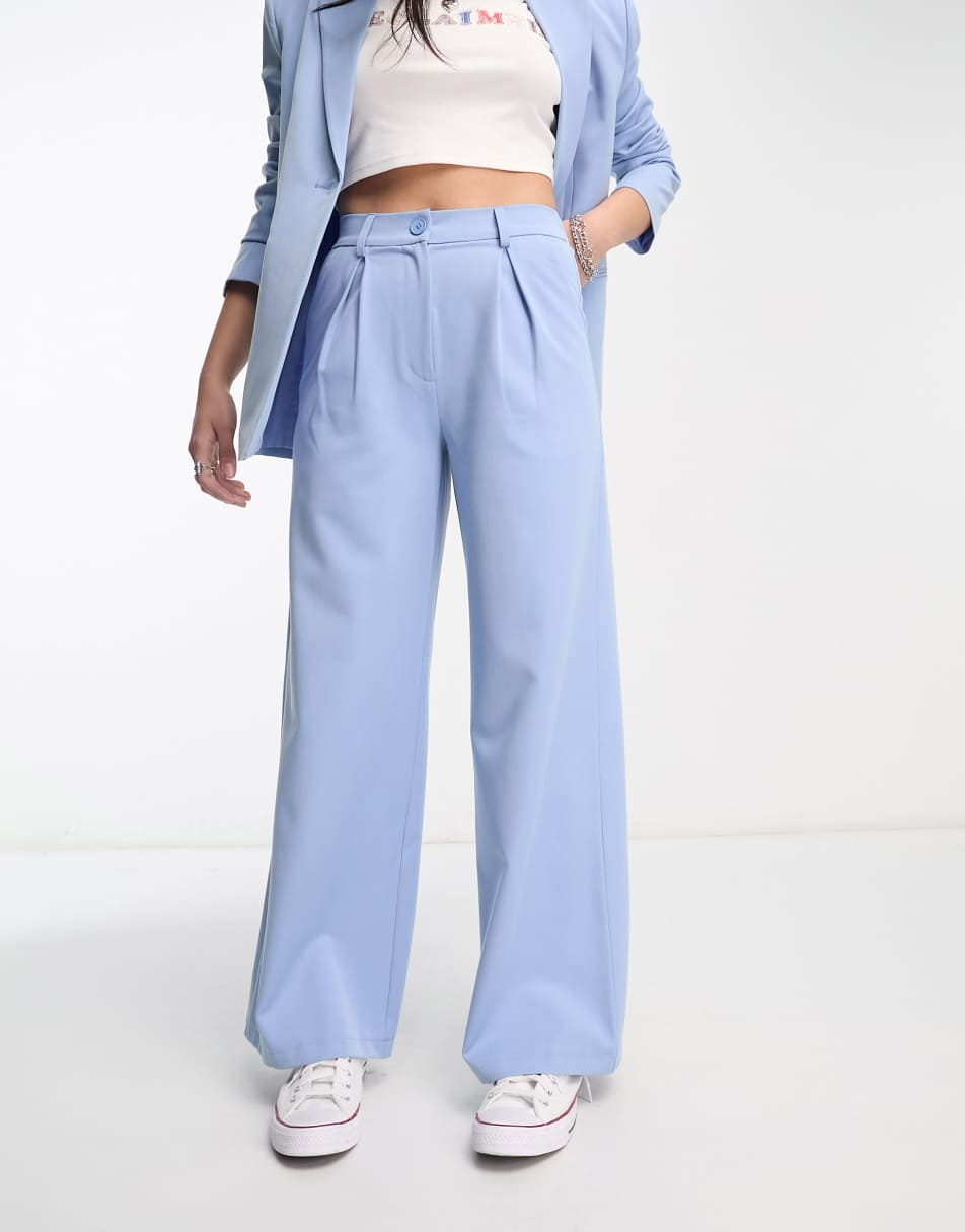 Reclaimed Vintage menzy wide leg trouser in blue slub