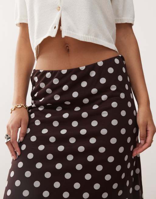 Reclaimed Vintage mesh midi skirt in chocolate and cream polka dot, 4 of 5