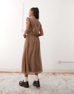 Reclaimed Vintage Midi Dress With Ruched Detail And Hook And Eye-multi In Multi