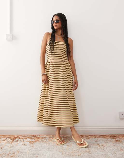 Reclaimed Vintage – Midi-Sommerkleid in gestreiftem Buttergelb mit tiefer Taille