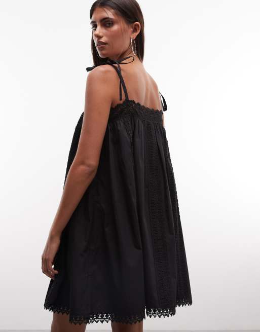 Reclaimed Vintage Mini-Lagenkleid mit Spitzenbesatz in Schwarz, 4 von 4