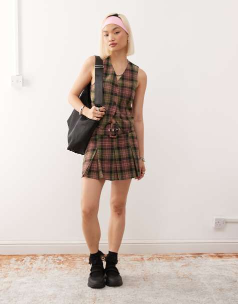 Reclaimed Vintage mini pleated skirt co-ord in check - view 1