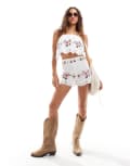[Reclaimed Vintage] Reclaimed Vintage mini shorts with floral tablecloth embroidery in white 4 WHITE