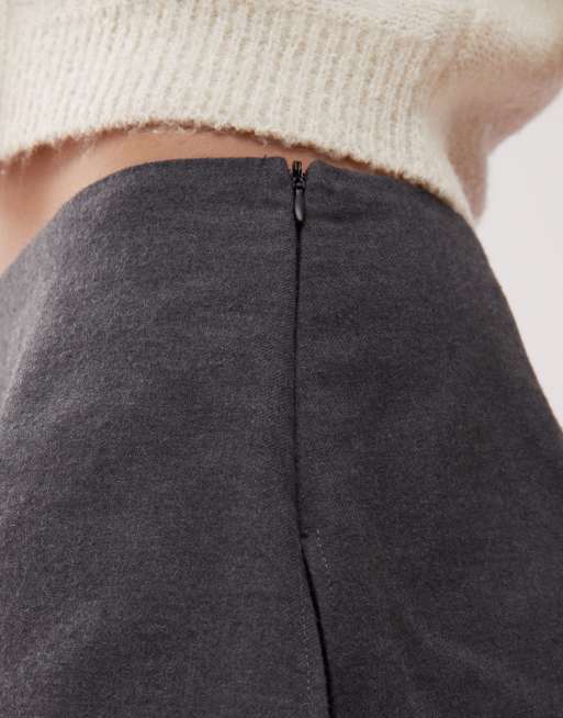 Reclaimed Vintage mini skirt over trousers in grey, 5 of 5