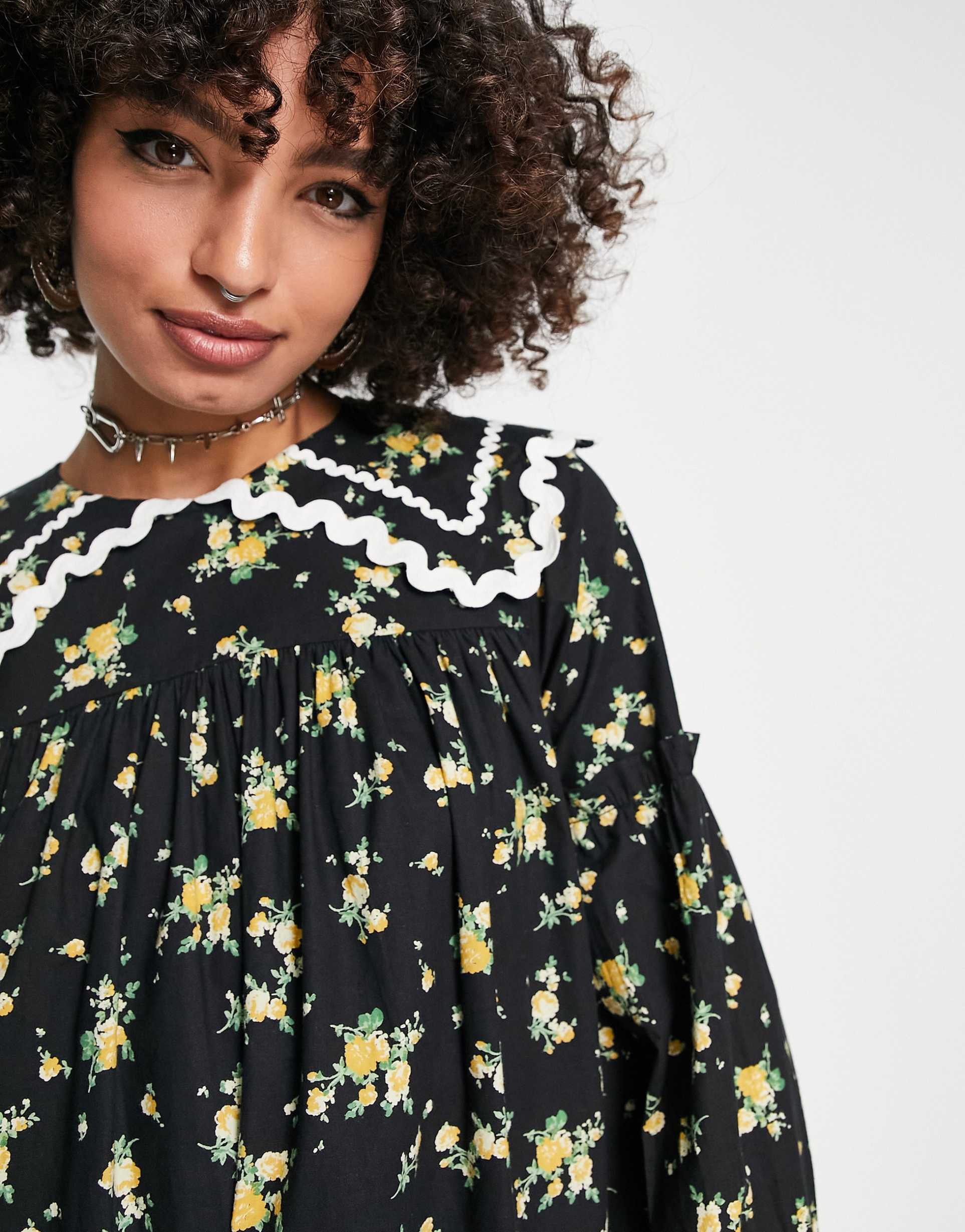 Reclaimed Vintage mini smock dress with contrast trim collar in floral view 4