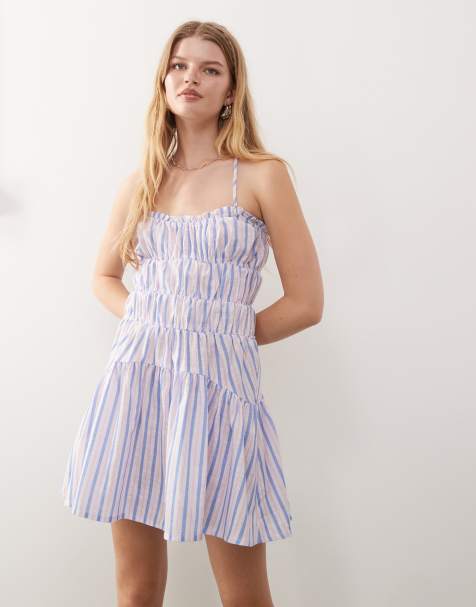 Reclaimed Vintage – Mini-Sommerkleid mit Raffung, hinten überkreuzten Trägern und lila Streifen - view 1