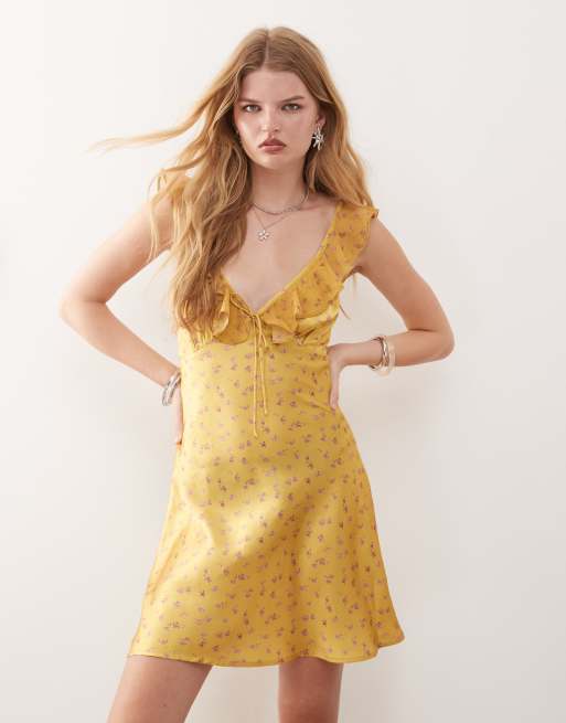 Reclaimed Vintage mini tea dress with flutter sleeves in yellow floral print, 3 of 4