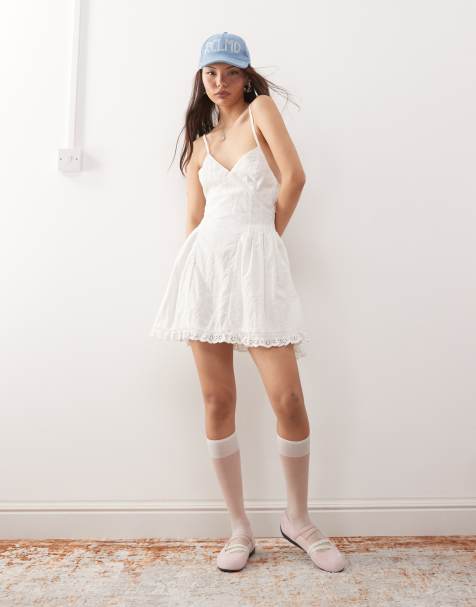 Reclaimed Vintage - Mini zomerjurk van broderie met ruches en verlaagde taille in wit - view 1
