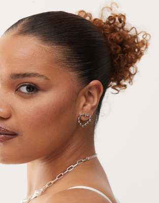 molten heart stud earrings in silver