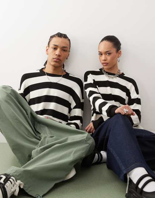 Reclaimed Vintage – Monokrom, randig t-shirt i unisex-modell med rund halsringning och långa ärmar