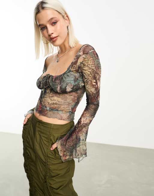 Reclaimed Vintage – Mönstrad topp i mesh med fyrkantig ringning 
