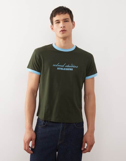 Reclaimed Vintage – Mörkgrå och blå t-shirt i kort design med boxig passform, kantrand och märkestryck