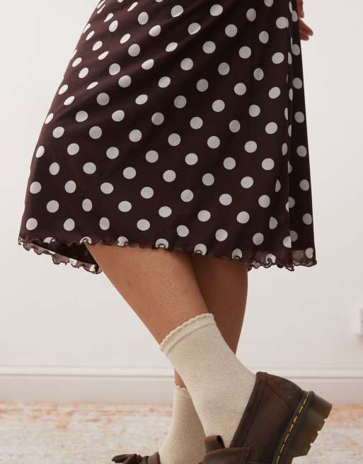 Reclaimed Vintage – Netzstoff-Midirock in Schokobraun mit cremeweißen Polka Dots, 5 von 5