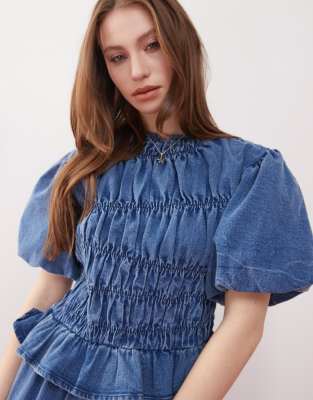 Reclaimed Vintage - Oberteil in blauer Denim-Waschung mit Puffärmeln und gerafftem Detail, Kombiteil