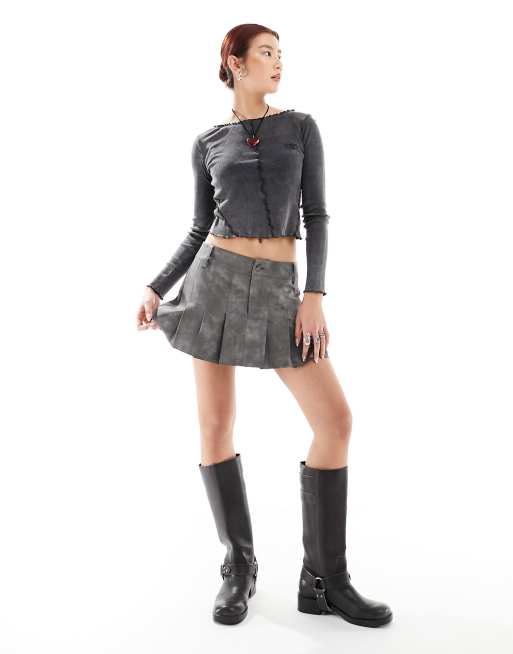 Reclaimed Vintage off seamed shoulder top in charcoal