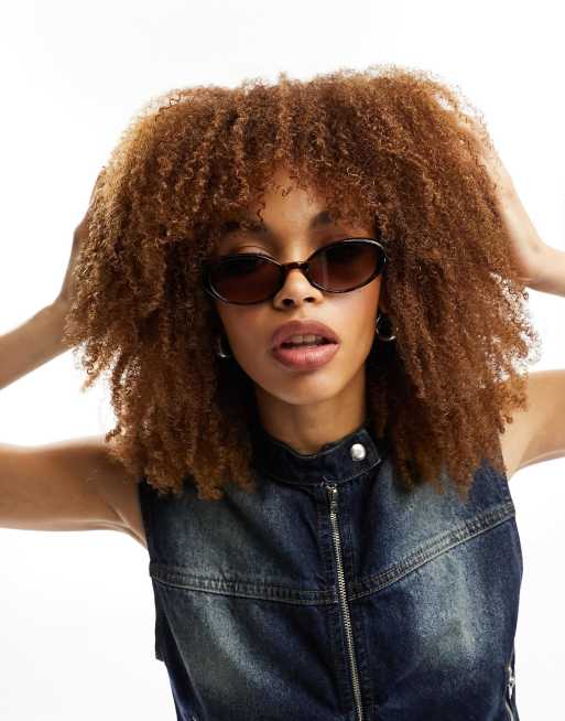 Reclaimed Vintage – Ovale Sonnenbrille in Braun im 90er-Stil, 3 von 4