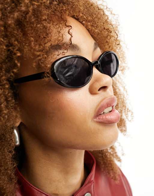 Reclaimed Vintage – Ovale Sonnenbrille in Schwarz im 90er-Stil, 3 von 4