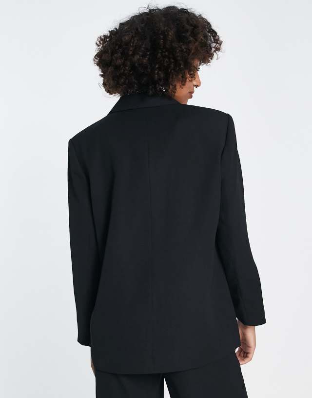 Reclaimed Vintage oversized blazer in black 0