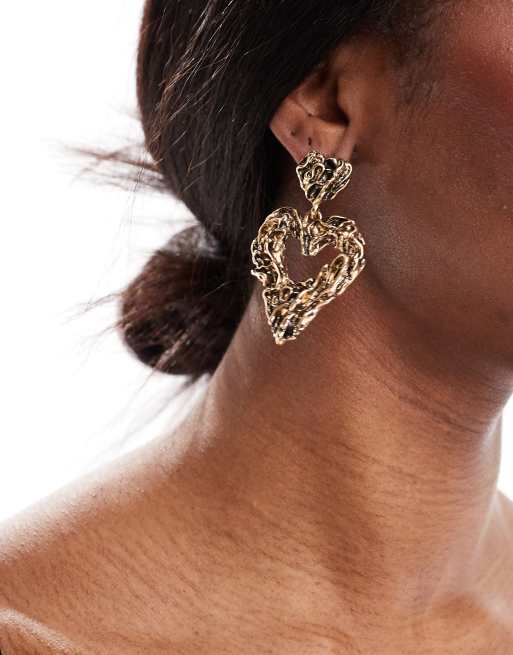 Reclaimed Vintage oversized heart drop earrings in gold, 3 of 4