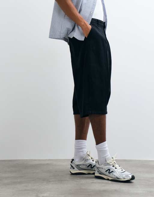 Reclaimed Vintage oversized jort i svart denim, 4 av 5