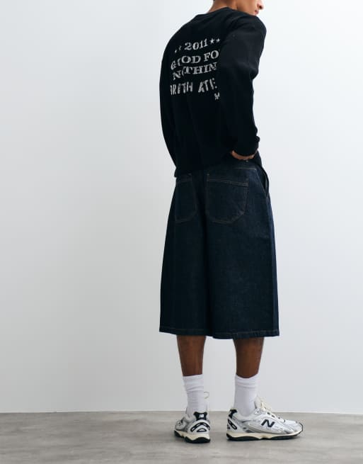 Reclaimed Vintage oversized jorts in indigo denim, 4 of 5