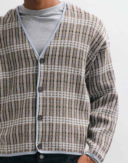 Reclaimed Vintage oversized knitted cardi in blue stitch, 3 of 5