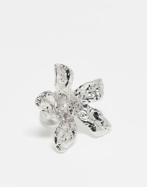 Reclaimed Vintage - Oversized ring met bloem in zilver