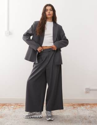 Reclaimed Vintage Oversized Slouchy Blazer In Gray