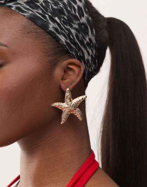 Reclaimed Vintage oversized starfish earrings in gold - view 1