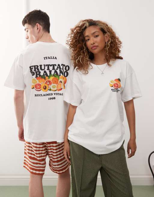 Reclaimed Vintage - Oversized uniseks T-shirt met fruitprint op de achterkant in wit 