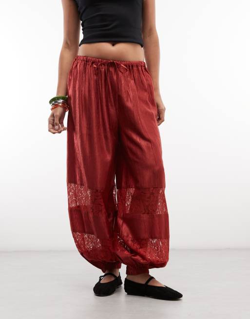 Reclaimed Vintage pantalon ballon en satin et dentelle rouge, 5 de 5
