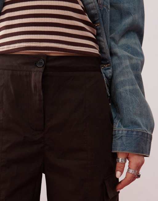 Reclaimed Vintage - Pantalon cargo à pinces et poches - Marron, 5 de 5