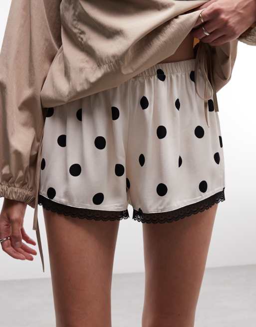 Reclaimed Vintage - Pantaloncini stile boxer in raso a pois con pizzo, 4 di 5