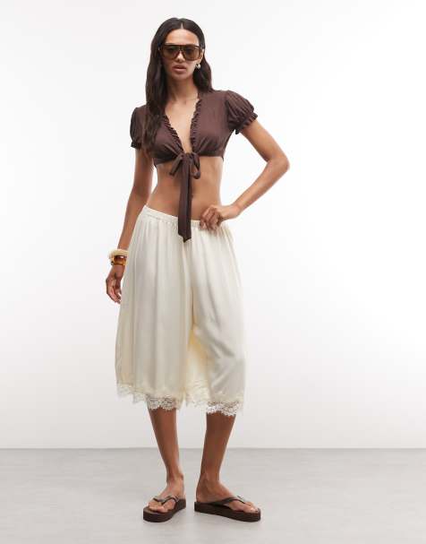 Reclaimed Vintage - Pantaloncini taglio lungo in raso color ecru con finiture in pizzo - view 1