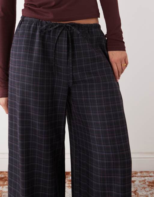 Reclaimed Vintage - Pantaloni bombati bordeaux a quadri, 2 di 5