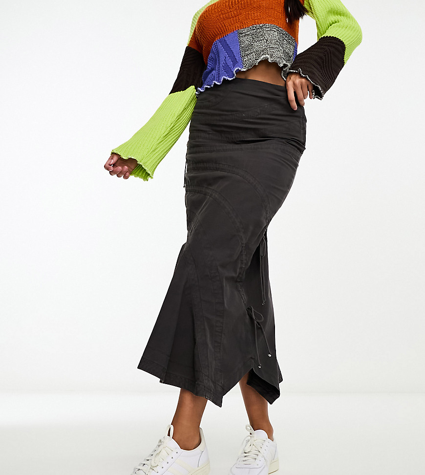 Reclaimed Vintage parachute cargo maxi skirt in charcoal-No colour