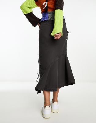 Reclaimed Vintage parachute cargo maxi skirt in charcoal | ASOS