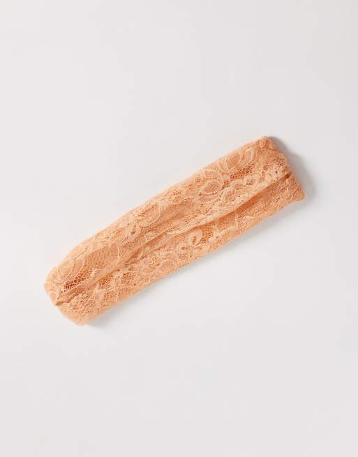 Reclaimed Vintage – Persikofärgad hårsjal i spets