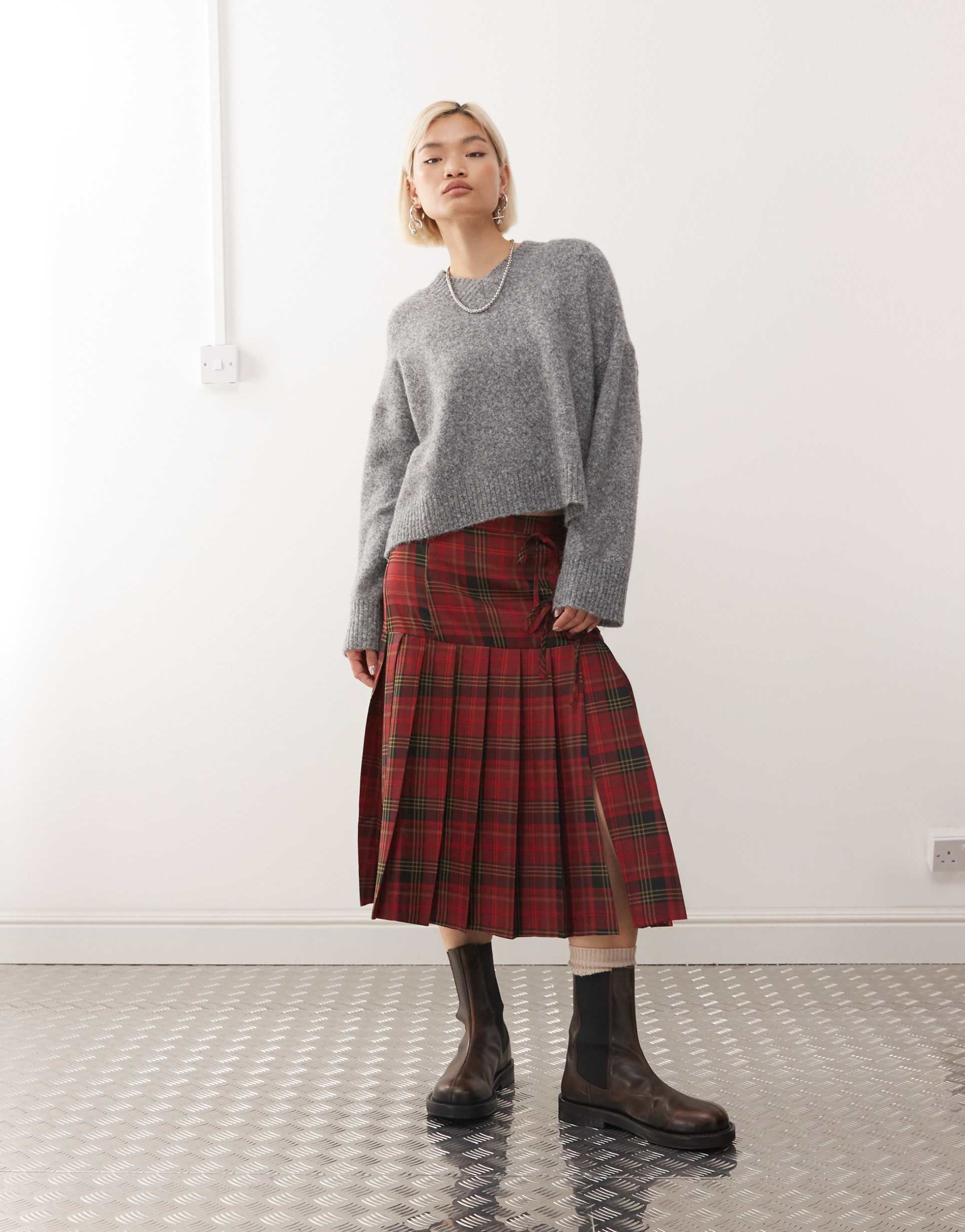 reclaimed vintage pleated midi kilt in check