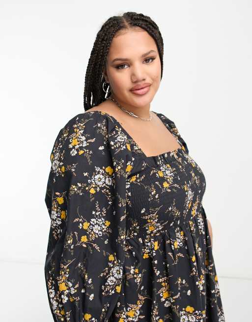 Reclaimed Vintage Plus maxi dress in black floral