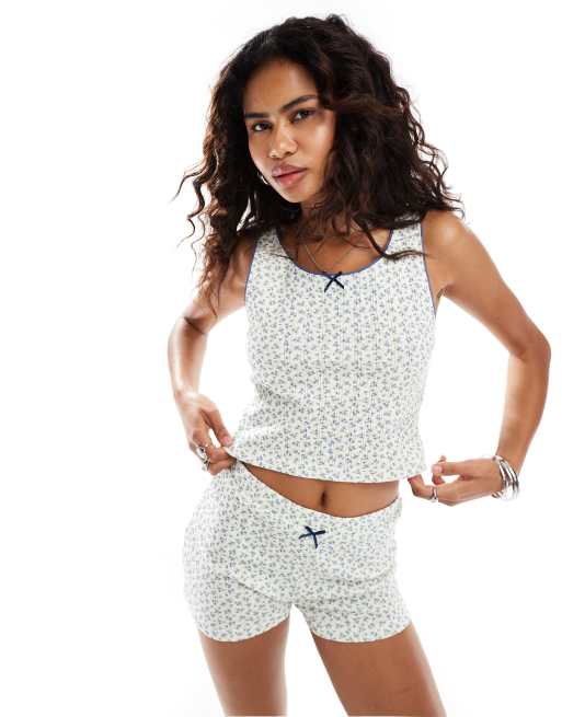 Floral tank top best sale