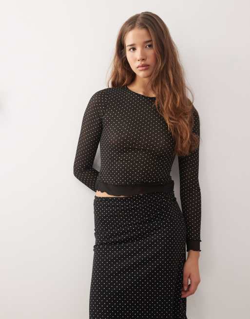 Reclaimed Vintage - Polkaprikket langærmet overdel med kontrastdetaljer