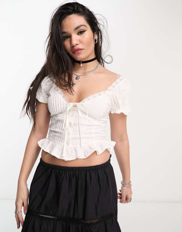Reclaimed Vintage prairie top in white