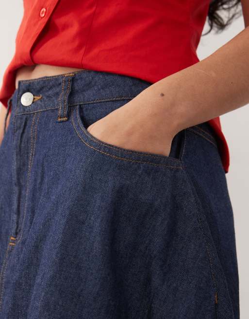 Reclaimed Vintage puffball denim midi skirt in indigo, 3 of 5