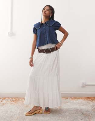 RECLAIMED VINTAGE PUFFBALL SLEEVE PETER PAN COLLAR BLOUSE