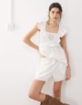 [Reclaimed Vintage] Reclaimed Vintage pull on shorts in white with embroidery edge (part of set) 16 white