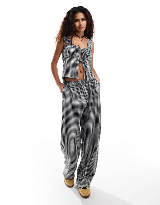 Reclaimed Vintage pull on trouser in gingham ASOS