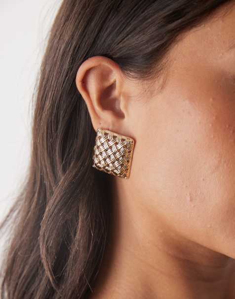 Reclaimed Vintage – Quadratische Ohrstecker in Gold-Optik mit gewebtem Detail - view 1